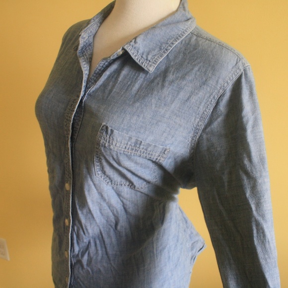 Old Navy Jean Button Up - Picture 3 of 4
